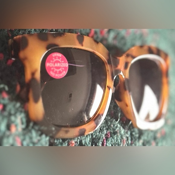 ?Tortoise Shell Polarized Sunglasses? main image 7
